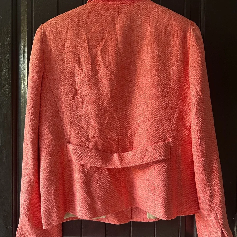 Nina Mclemore Silk Coral Textured Blazer, coral pink, size 10 - Picture 7 of 8
